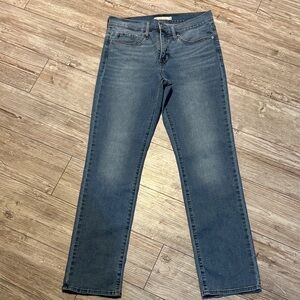 Levi's Women's 314 Shaping Straight Leg Blue Jeans - size 28